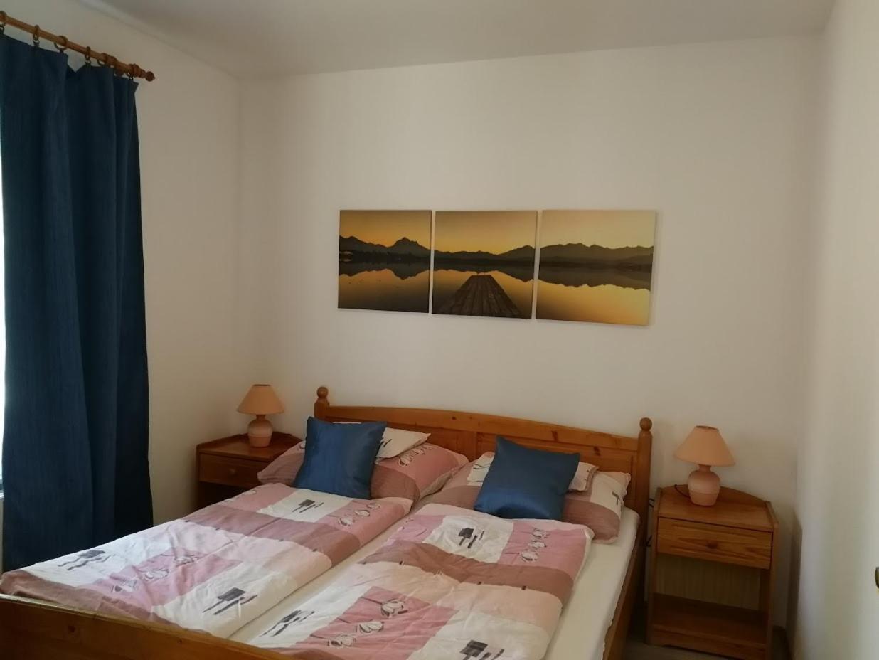 Feszek Apartmanhaz Вонярцвашхедь Экстерьер фото