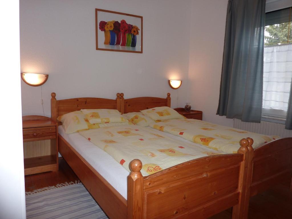 Feszek Apartmanhaz Вонярцвашхедь Экстерьер фото
